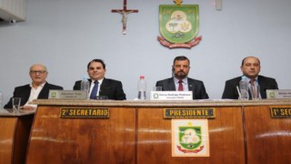 Boletim da sessão ordinária do dia 05/02 Boletim da sessão ordinária do dia 05/02